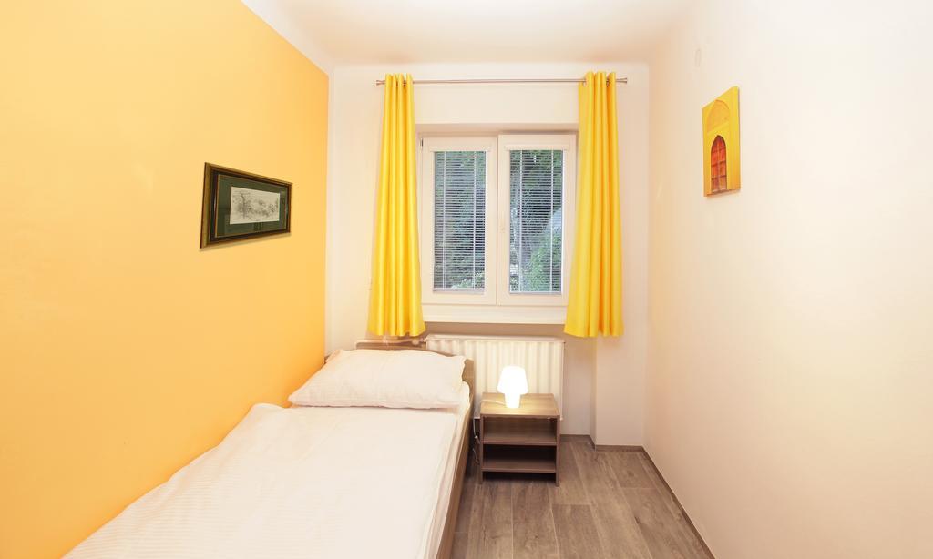 Apartman Pod Skalou V Ceskem Raji Besedice Екстериор снимка
